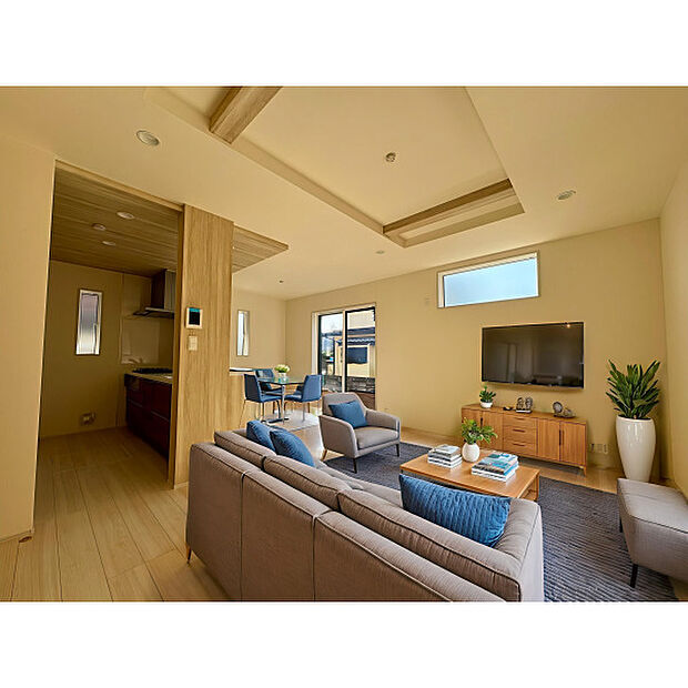 配置してある家具や小物はCGによるイメージです