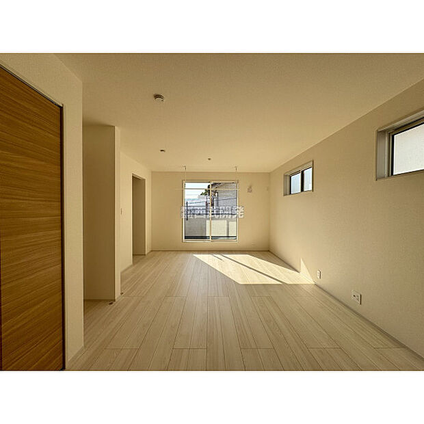 令和7年11月8日撮影