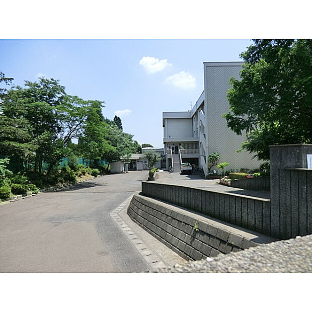 東萩山小学校