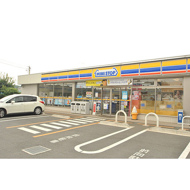 ミニストップ