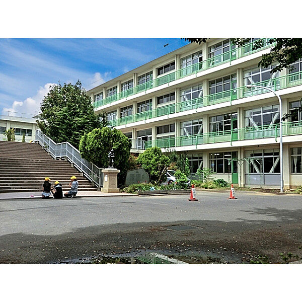 所沢小学校