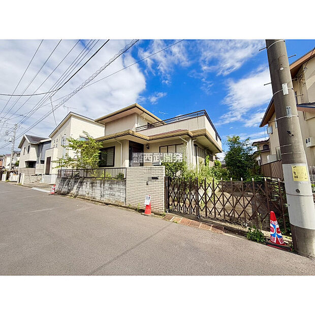 現地全体/令和8年10月3日撮影(解体前古家あり)