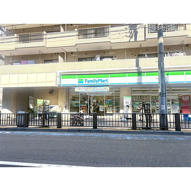 ファミリーマート