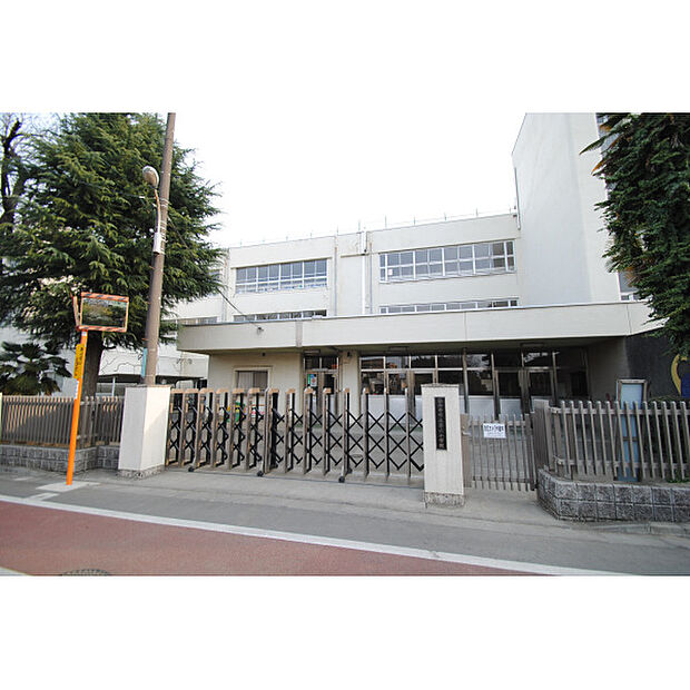 第六小学校