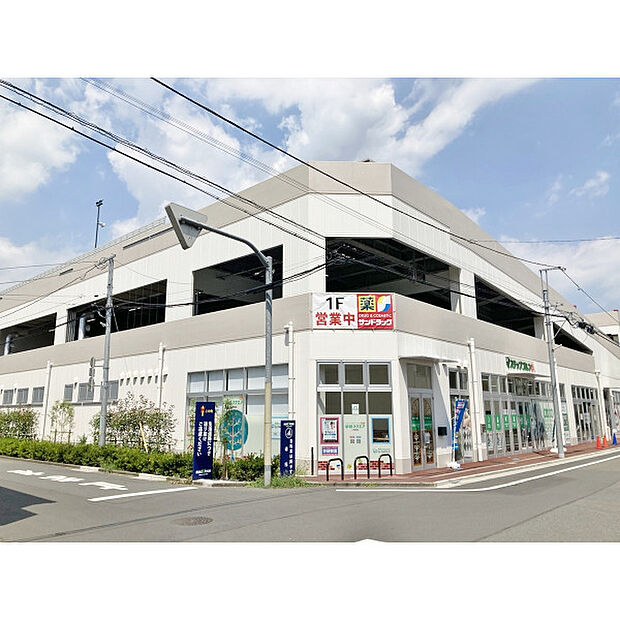 アクロスプラザ