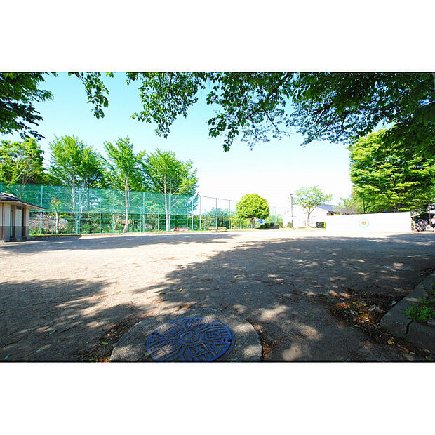 日新町公園