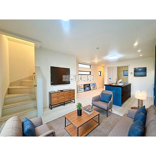 配置の家具等はCGによるイメージです