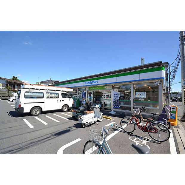 ファミリーマート