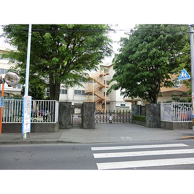 第三小学校