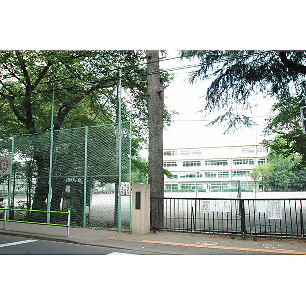 第三小学校