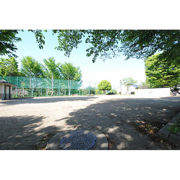 日新町公園