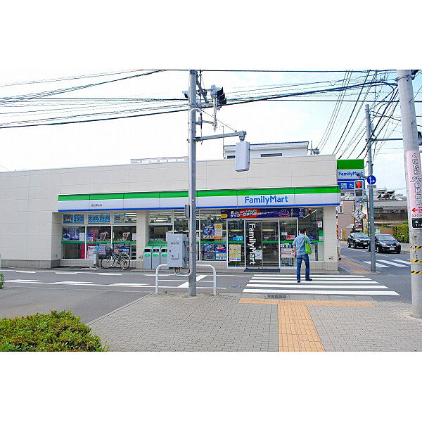 ファミリーマート