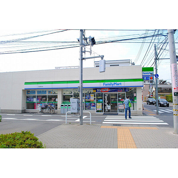 ファミリーマート