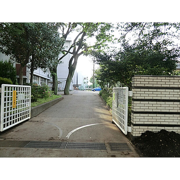 第二中学校