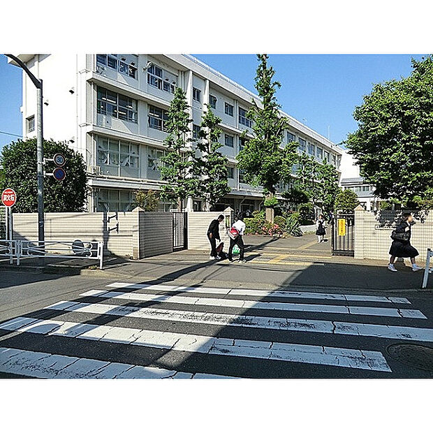 第六中学校