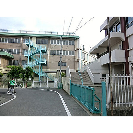第四中学校