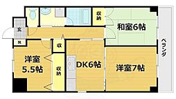 ノイシュロス御室南 4階3DKの間取り