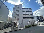 西大路駅より徒歩3分 1階 築7年8ヶ月の賃貸物件