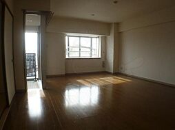 シャリマー五条 504 5階3LDKのリビング/ダイニング