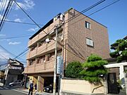 JR藤森駅より徒歩8分 2階 築17年10ヶ月の賃貸物件