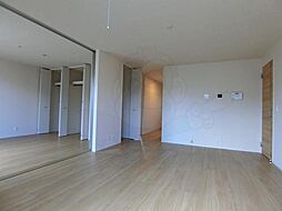 くおん嵯峨　東棟 2階3LDKのリビング/ダイニング