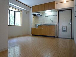 ヴィヴァーチェ千本 307 3階2DKのリビング/ダイニング