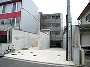 西院駅より徒歩3分 1階 築17年8ヶ月の賃貸物件