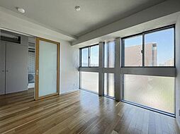 シャリマー西大路 621 6階1LDKのリビング/ダイニング