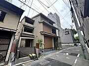 二条城前駅より徒歩3分 新築 3階建の賃貸物件