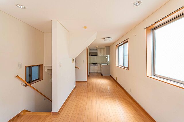 リビング/ダイニング 目黒区目黒本町1丁目5-13