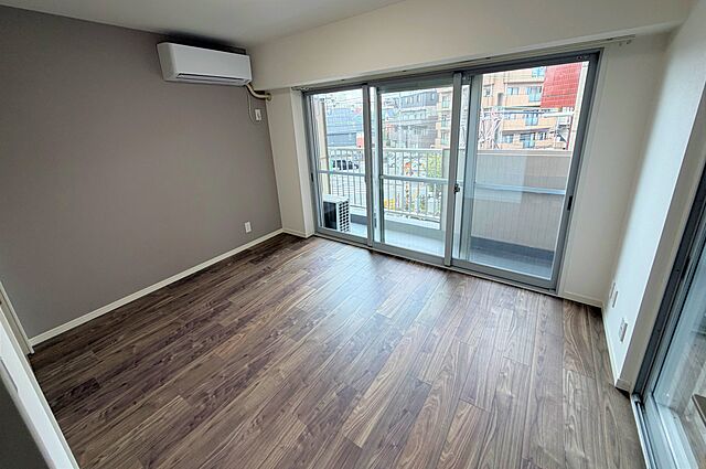 リビング/ダイニング ＮＩＣハイム武蔵新田 3階/-