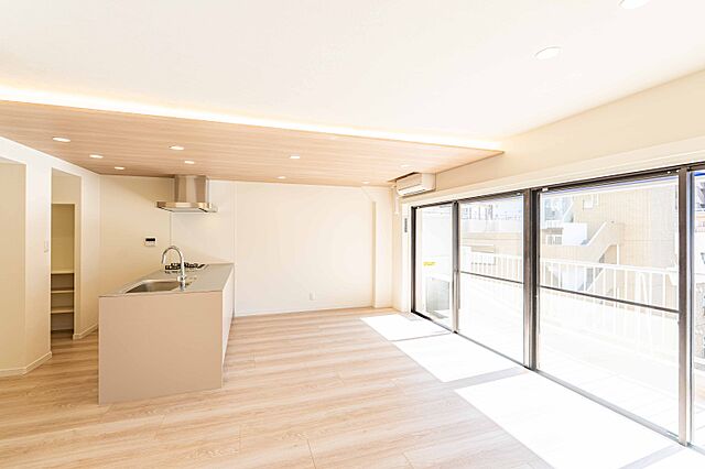 リビング/ダイニング 広尾マンション 6階/-