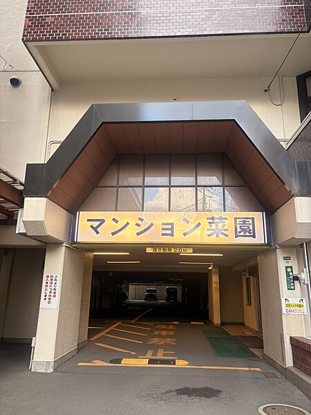 外観：303000009082