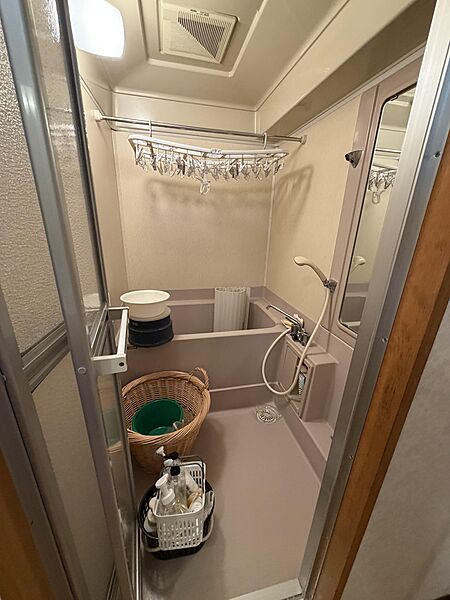 浴室を拡大表示