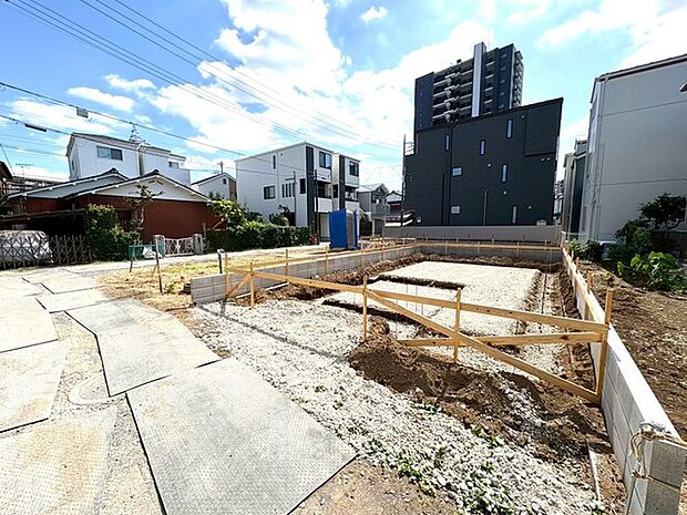 〜現地土地写真〜着工しました。更新写真をお楽しみに！