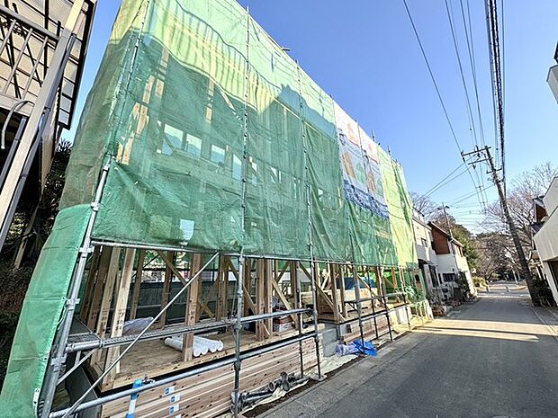 ≪上棟しました！≫「与野本町」駅まで徒歩11分の駅チカ物件！17号バイパスも近いのでお車での移動もしやすいです。