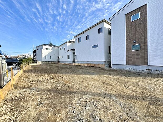 ~現地写真~これから区割りブロック施工いたします。