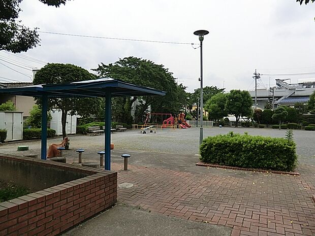美笹公園(190m)