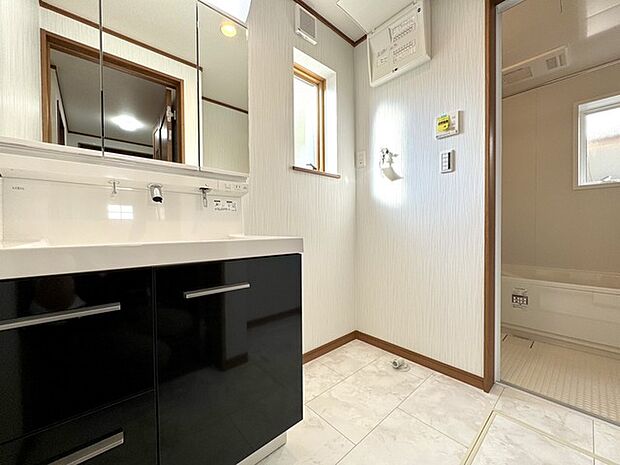 ~洗面化粧台~・同仕様・