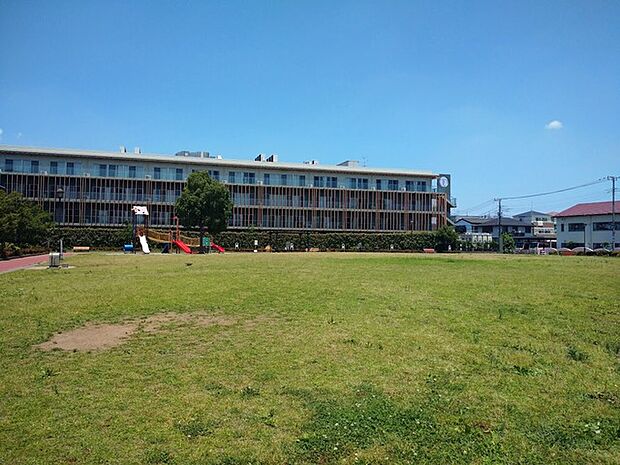 芝下ふれあい公園（470m）