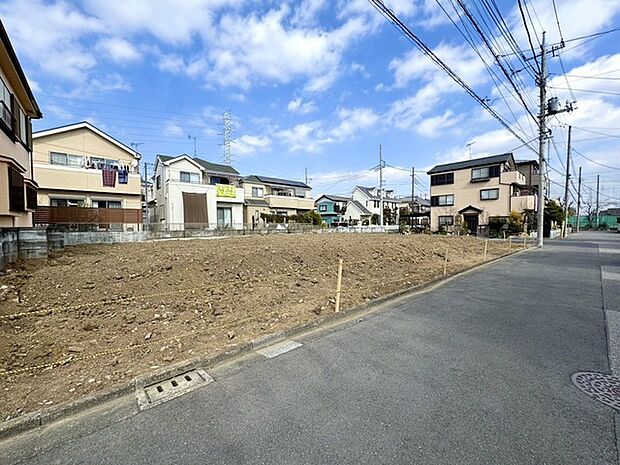 ~現地写真~ 澄み渡る空と、穏やかに連なる街並みが心地よい