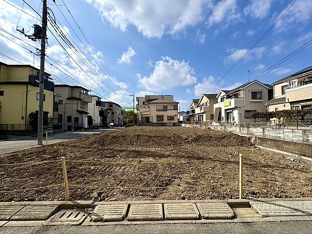 ~現地写真~ 澄み渡る空の下、広がる大地。あなたの想いを描くキャンバスです