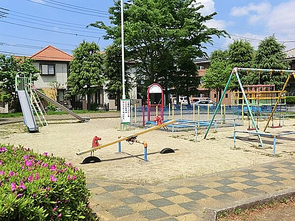 芝広面公園（600m）