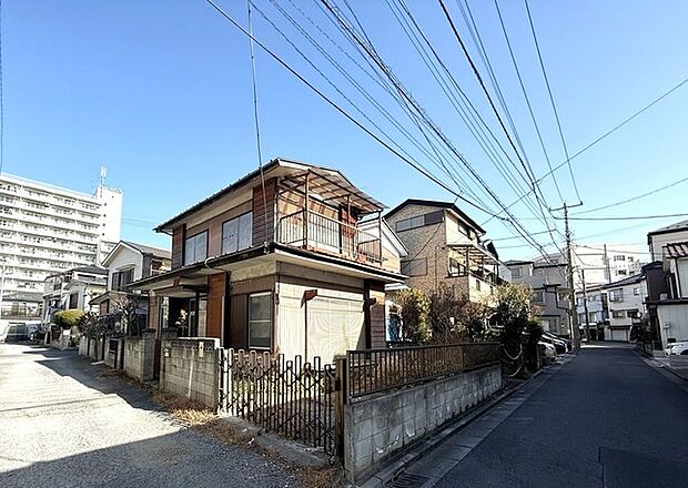~陽当たり良好♪~・古家有の時の写真・ 南西角地につき、陽当たり良好な立地です。 掲載写真は午前中のものですが、南西角地のため午後はさらに明るさを感じていただけます。