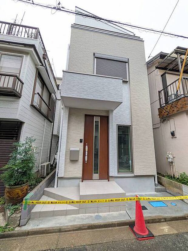 京浜東北線と埼京線の2路線利用可能で都心へアクセスしやすい立地です。