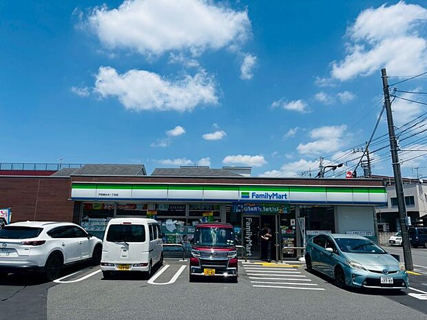 ファミリーマート戸田美女木一丁目店（180m）
