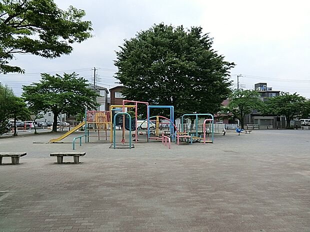 谷口公園（220m）