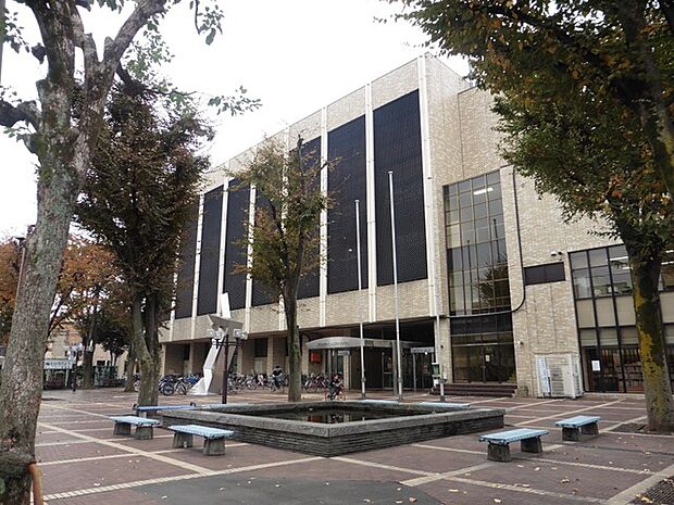 蕨市民体育館(120m)