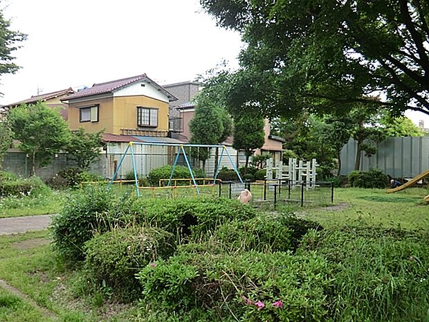 青木町2丁目公園(450m)