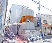 京都市上京区裏門通一条下る南新在家町 3階建 築43年のイメージ